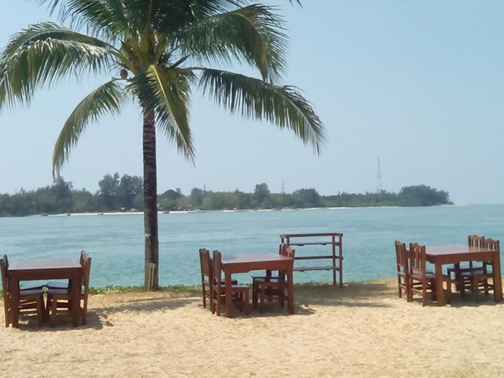Patong Sunbeach Mansion Bagian luar foto