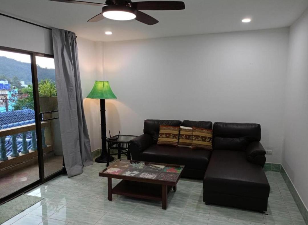 Patong Sunbeach Mansion Bagian luar foto