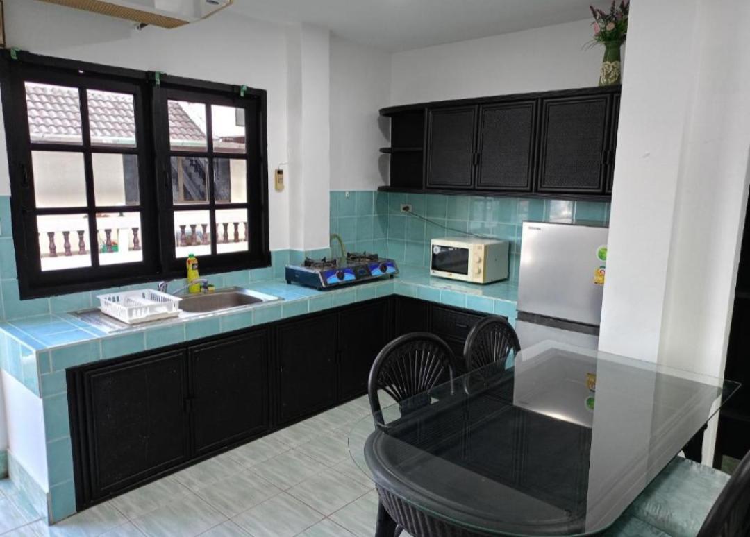 Patong Sunbeach Mansion Bagian luar foto
