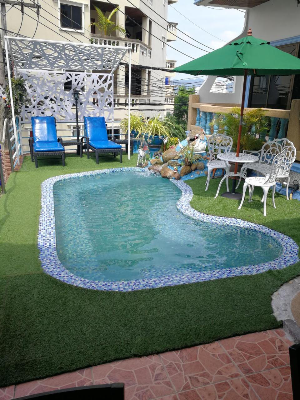 Patong Sunbeach Mansion Bagian luar foto